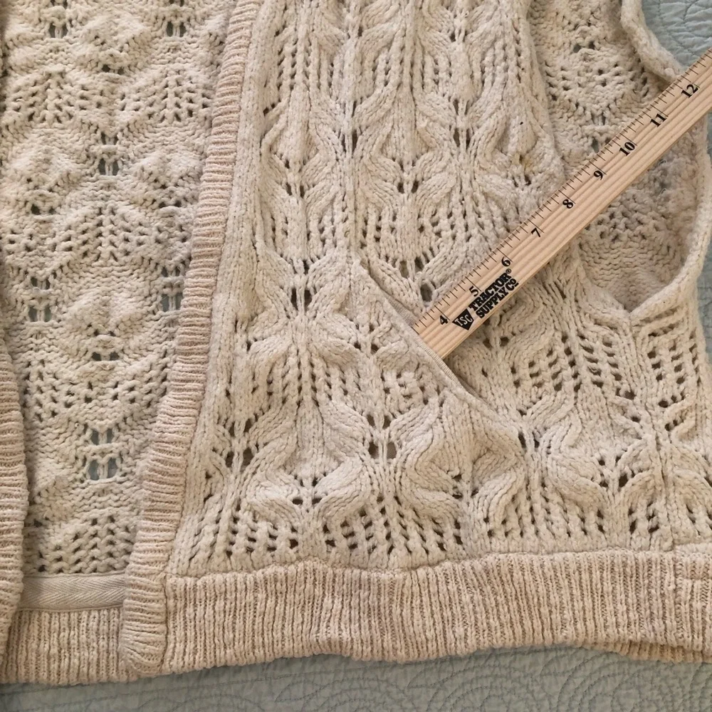 Free People Lili ivory sleeveless cardigan sweater vest cape. Medium - Picture 11 of 12